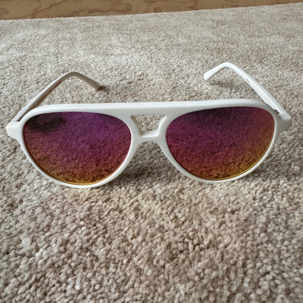 Diff Sunglasses - image 8